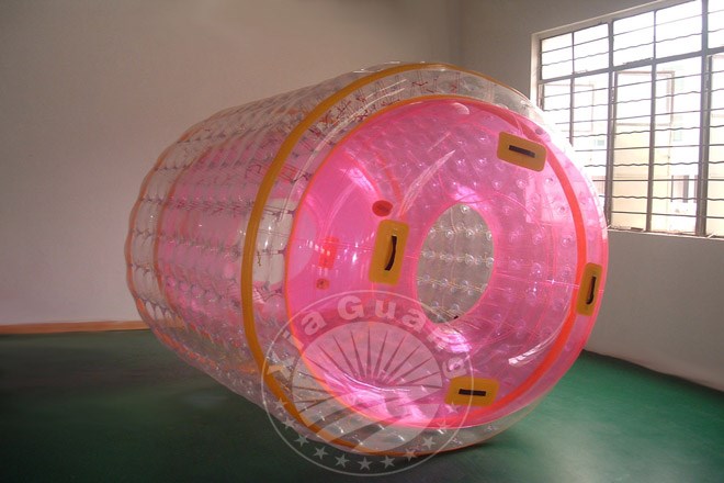 香洲粉色系充气水上滚筒